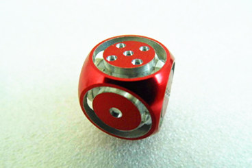 Aluminum floating dice